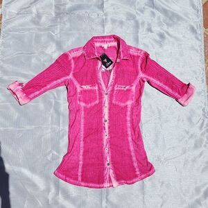 NWT Guess Tie Dye Quarter Sleeve Button Down Collar Shirt Small